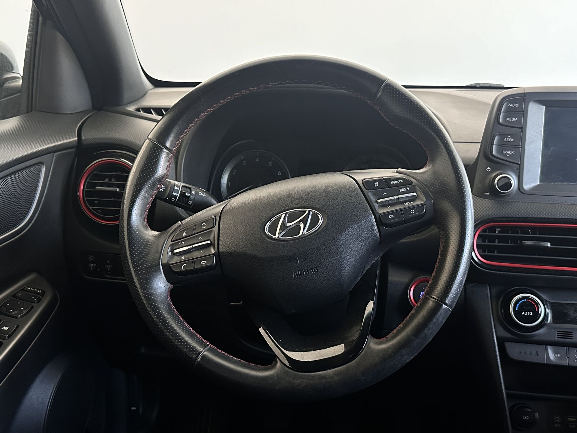 HYUNDAI KAUAI 1.0 T-GDi Premium+Vermelho