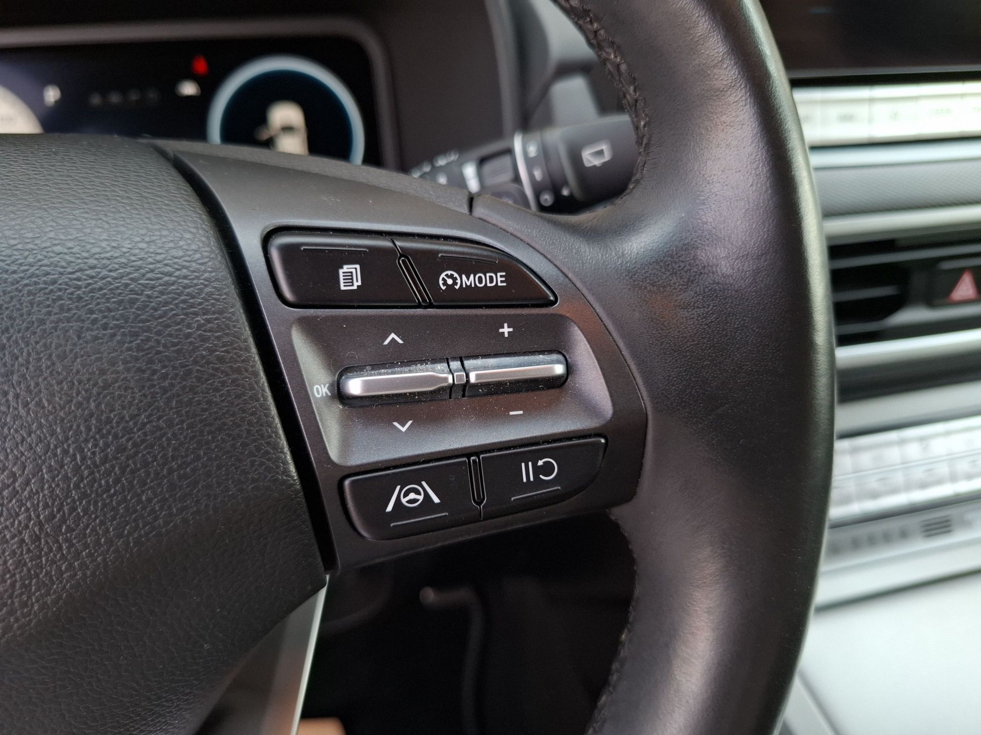 HYUNDAI KAUAI Vanguard EV 64kw MY23 + TMS