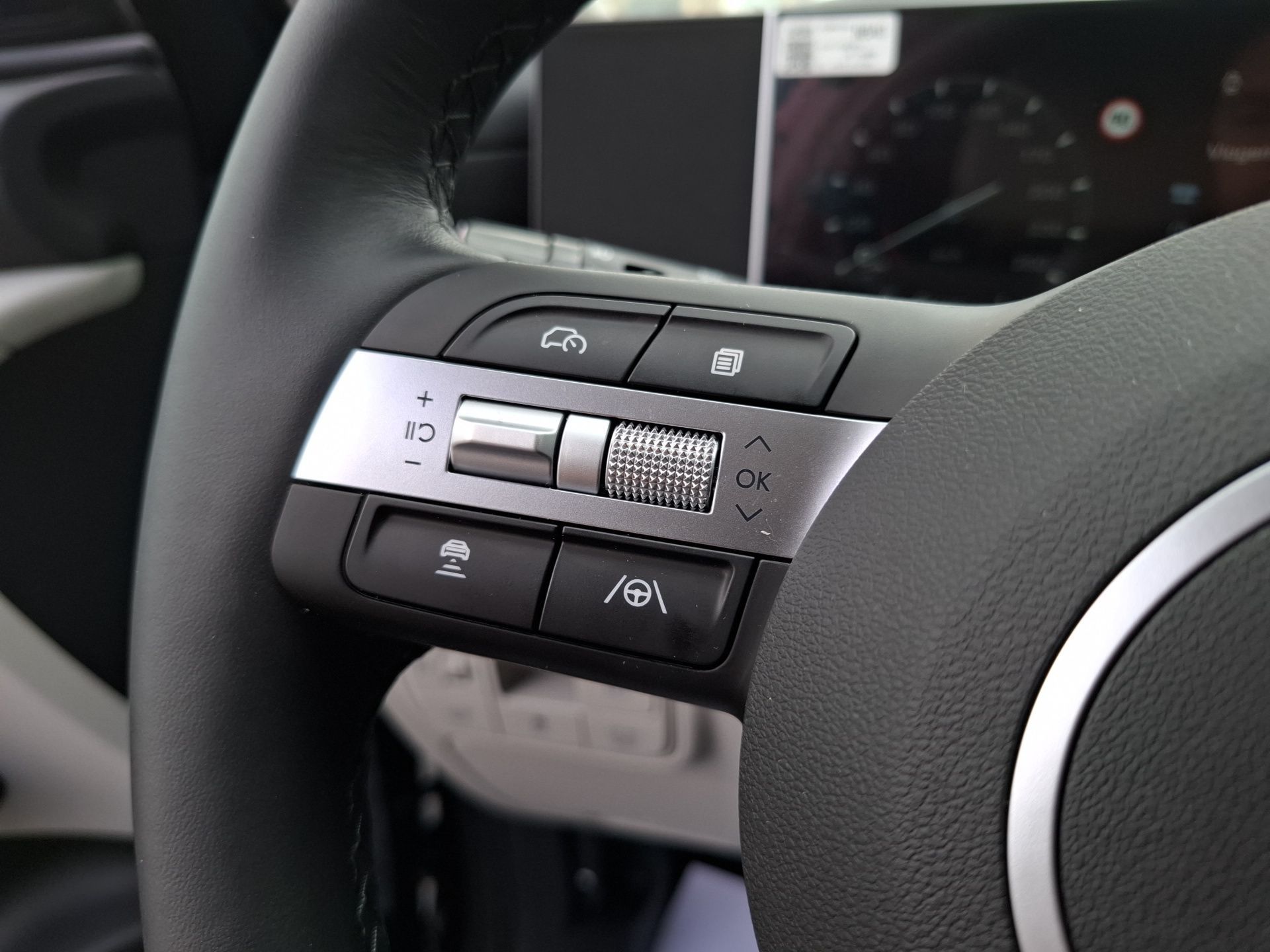 HYUNDAI TUCSON HEV 1.6 TGDI AT Vanguard + TT MY25